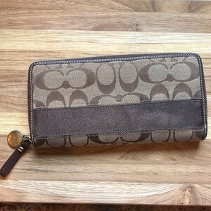 Coach Brown Leather Wallet